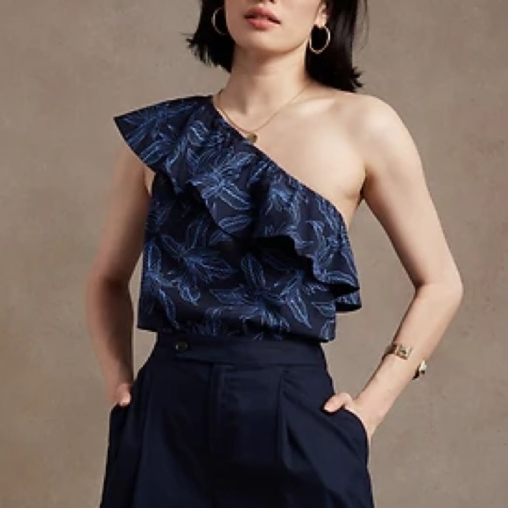 Banana Republic One-Shoulder Top